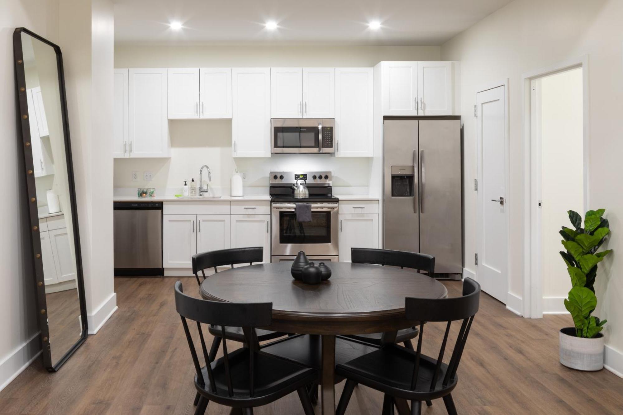 The Ledger Residences By Sosuite - Old