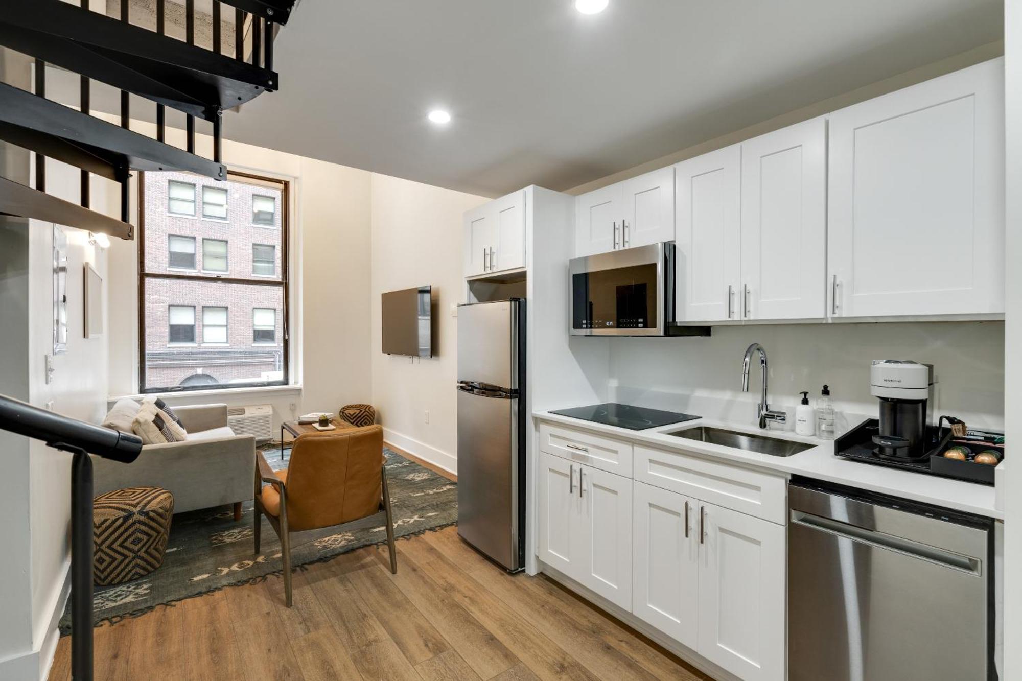 The Ledger Residences By Sosuite - Old Apartahotel